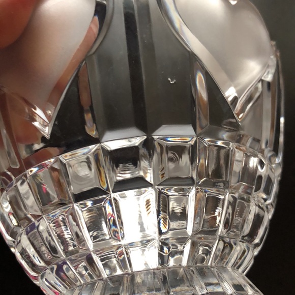 NEW LISTING! 1986 Vintage FTDA Lead Crystal Heart Vase Candy Dish - Picture 7 of 10